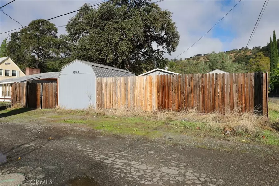 12932 3rd, Clearlake Oaks, CA 95423