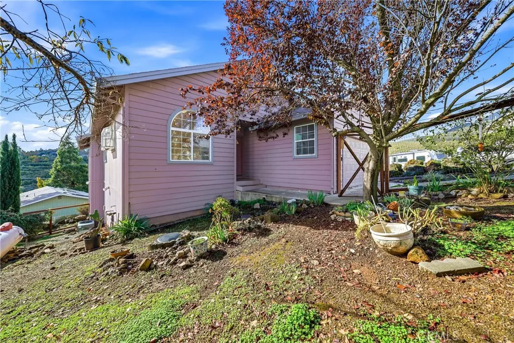 Kelseyville, CA 95451,9339 Paloos CT