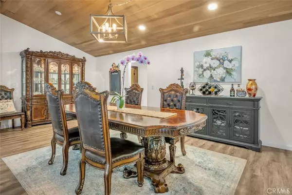 Ukiah, CA 95482,441 Vichy Hills DR