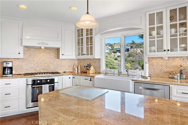 2455 Temple Hills DR, Laguna Beach, CA 92651