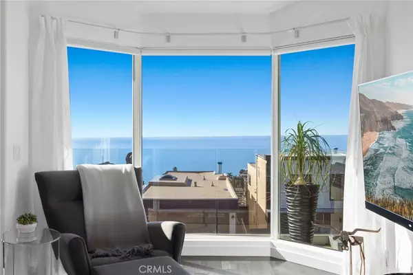 Laguna Beach, CA 92651,928 Quivera