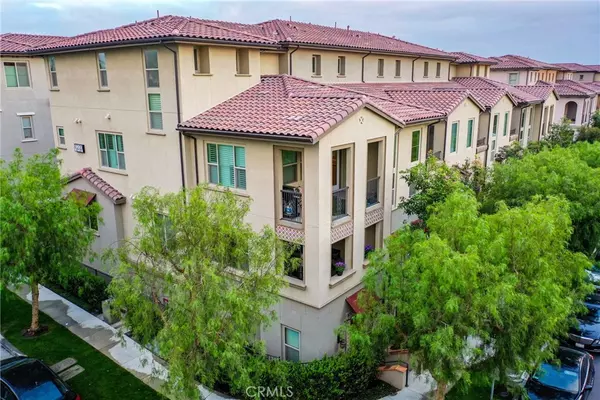 102 Neptune, Irvine, CA 92618