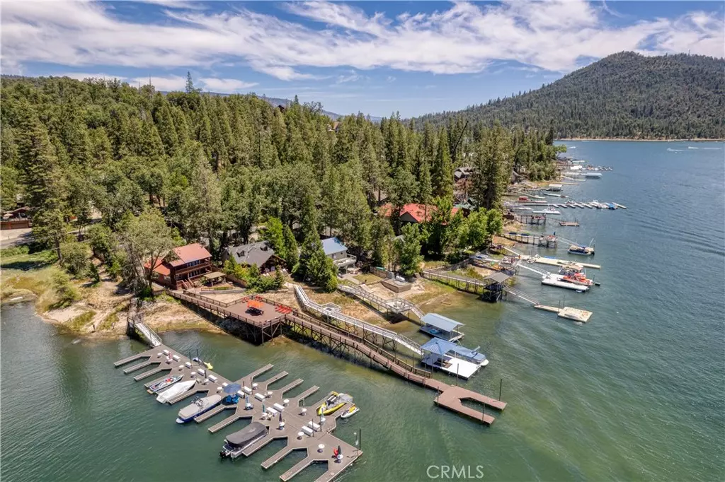 Bass Lake, CA 93604,39990 Bass DR