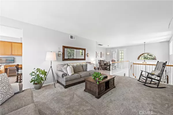 Aliso Viejo, CA 92656,10 Sugarbush