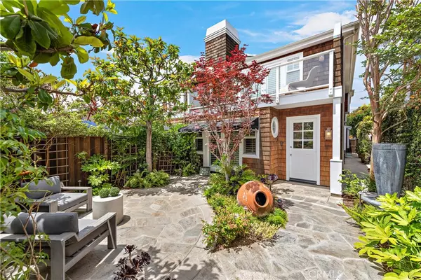 Laguna Beach, CA 92651,336 Locust street ST #1