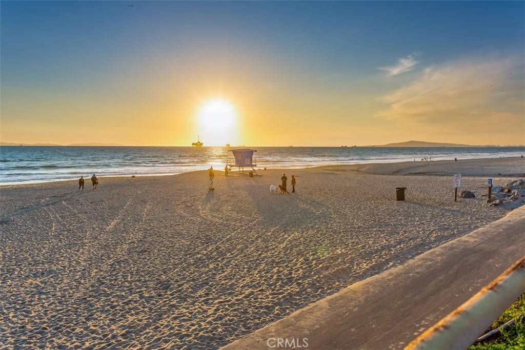 200 Pacific Coast HWY #105, Huntington Beach, CA 92648