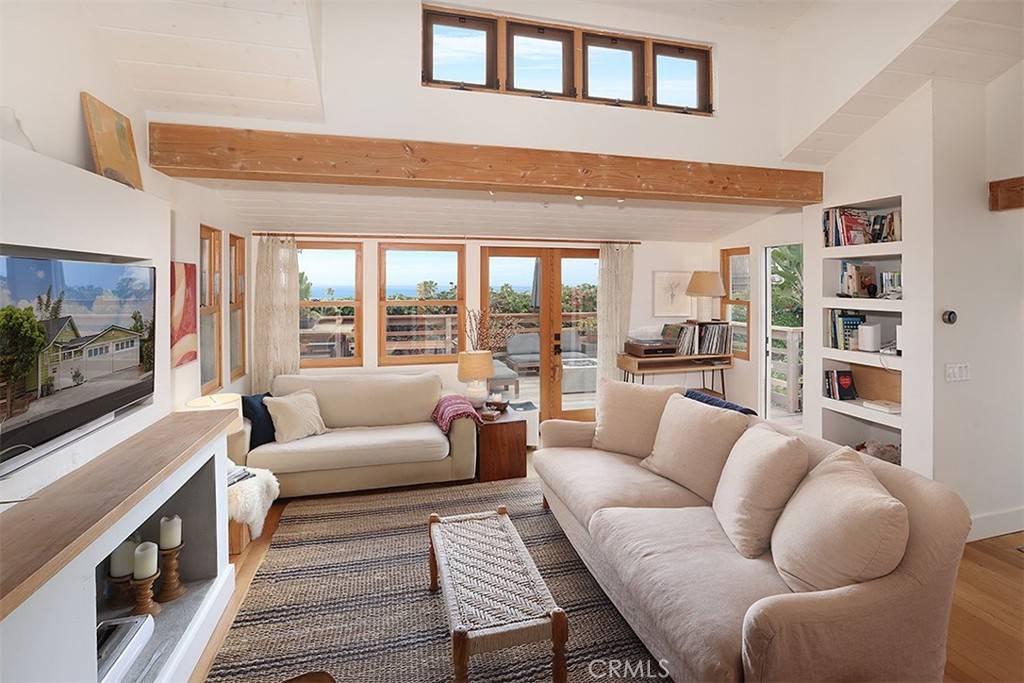 667 Glenneyre ST, Laguna Beach, CA 92651