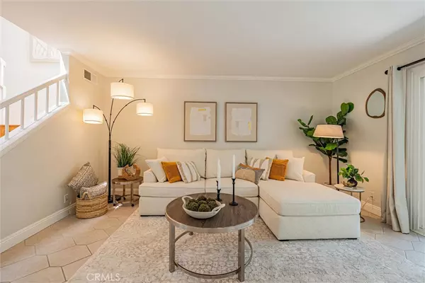 Laguna Hills, CA 92653,6 Autumn Hill LN