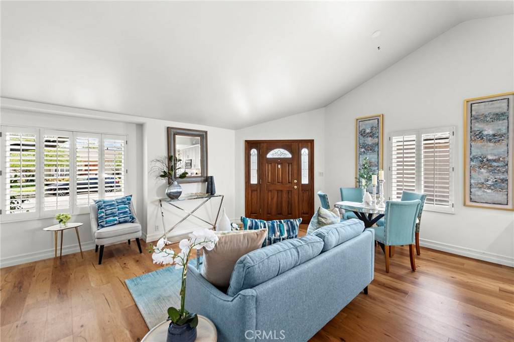 Long Beach, CA 90808,5815 E Parapet ST