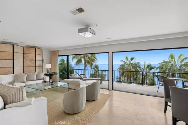 Laguna Beach, CA 92651,31423 Coast HWY #34