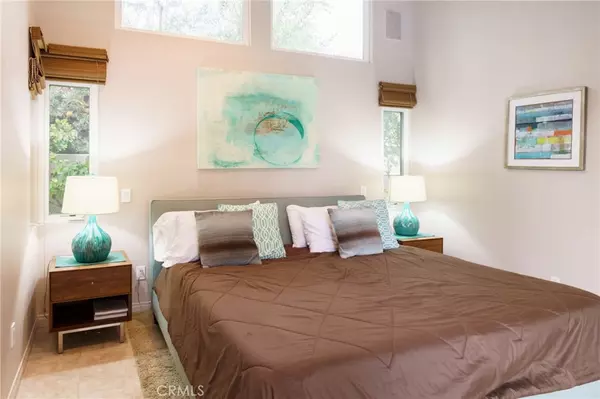 1134 Abrigo RD, Palm Springs, CA 92262