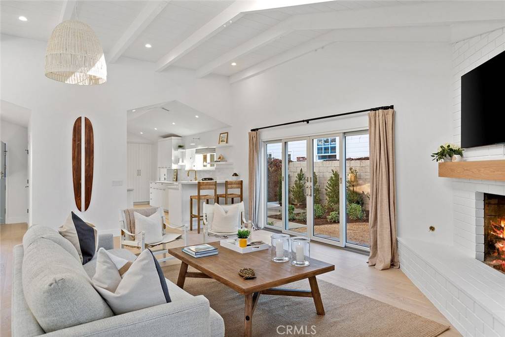 Laguna Beach, CA 92651,153 Emerald Bay