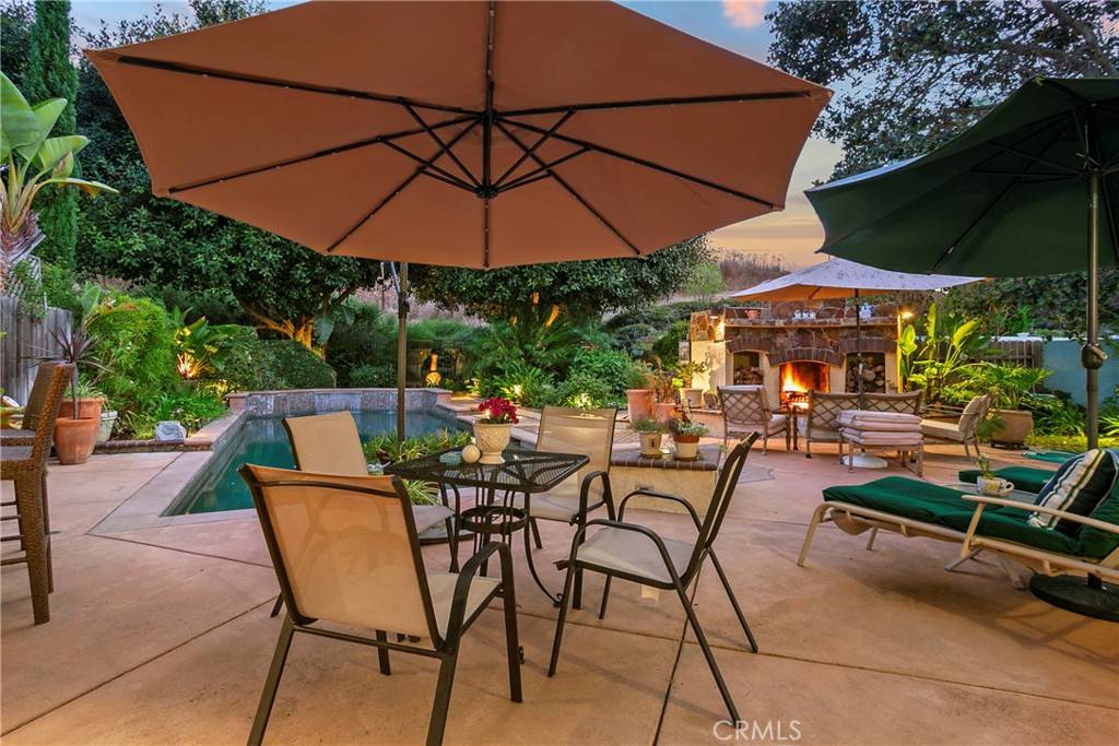 18 Oakcliff DR, Laguna Niguel, CA 92677