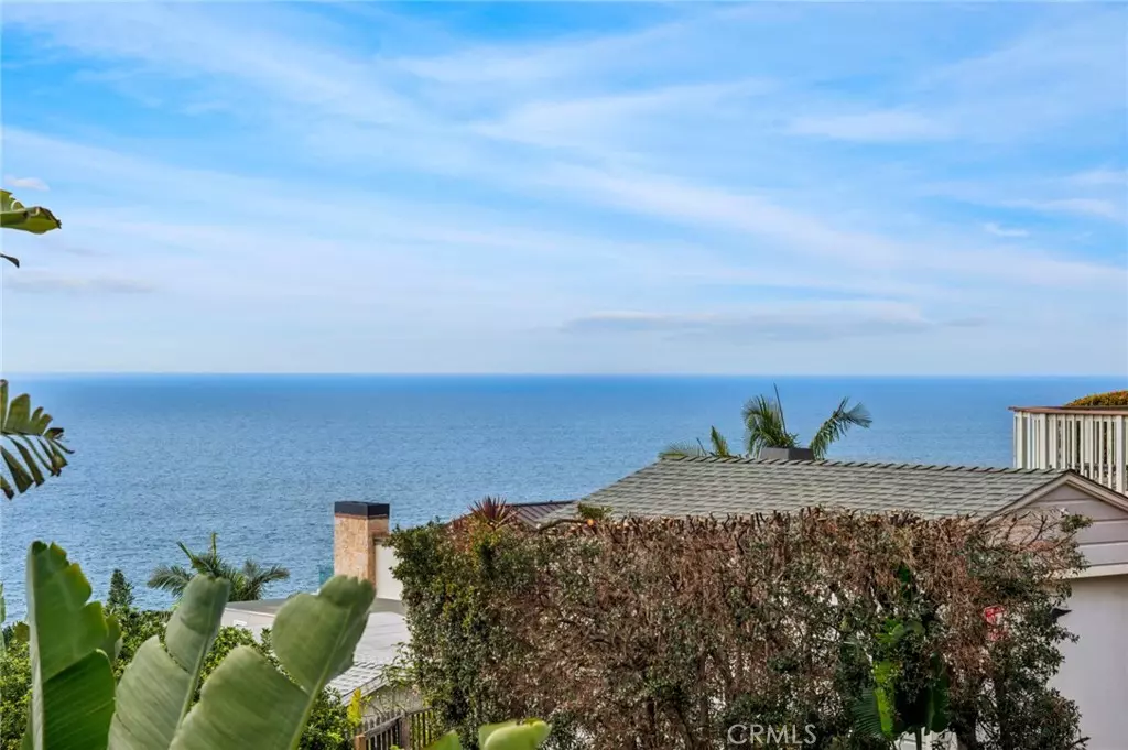 Laguna Beach, CA 92651,32036 Sunset