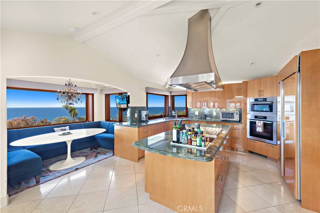 Laguna Beach, CA 92651,612 Allview PL