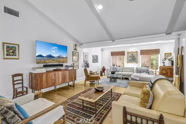 Newport Beach, CA 92660,2237 Golden CIR