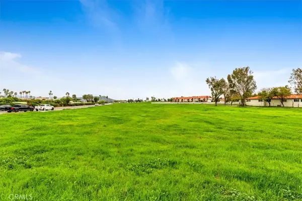 Hemet, CA 92543,0 Chambers
