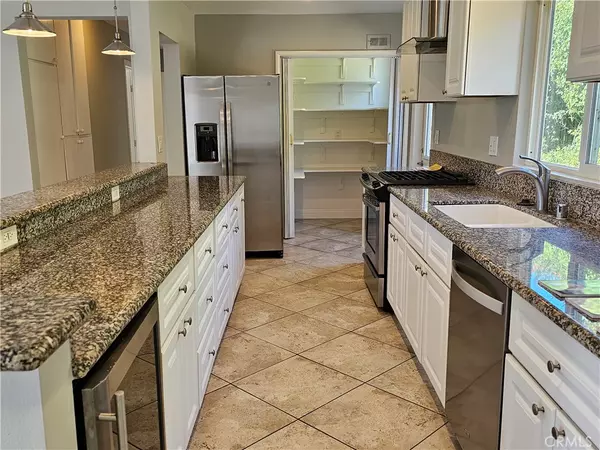 Laguna Beach, CA 92651,31018 Aliso CIR