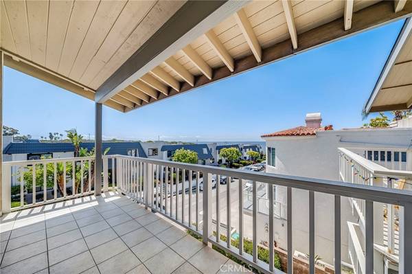 San Clemente, CA 92672,236 Avenida Lobeiro