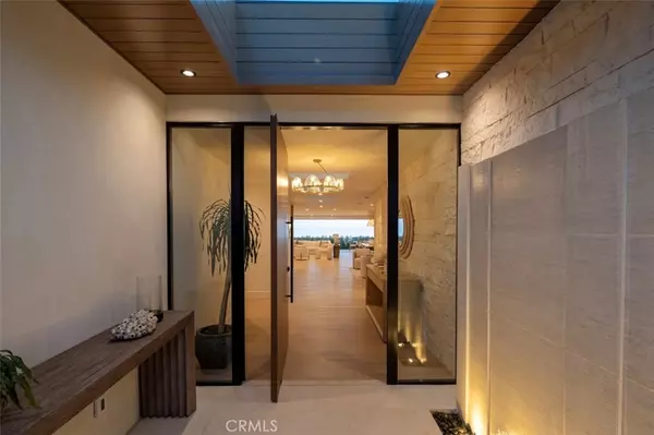 Corona Del Mar, CA 92625,4633 Orrington RD