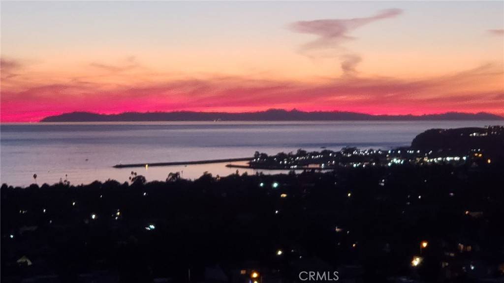 San Clemente, CA 92673,3 Via Pasa