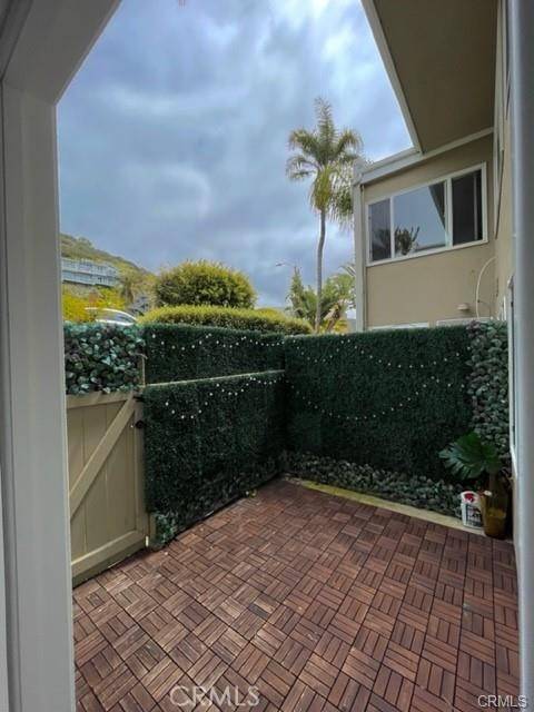 Laguna Beach, CA 92651,21722 Ocean Vista DR #C