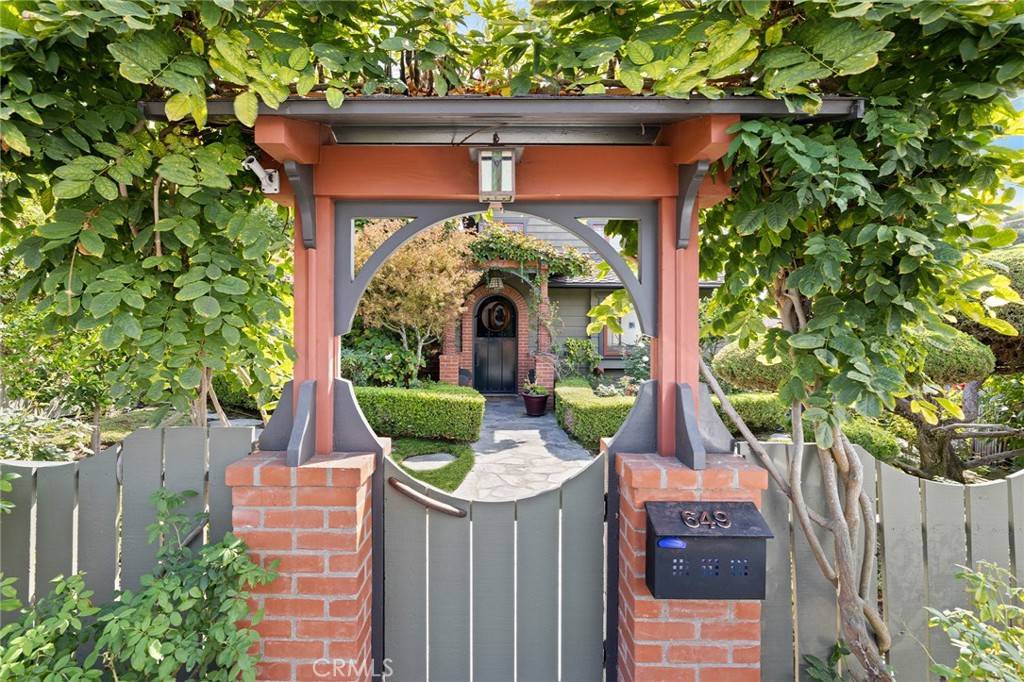 Laguna Beach, CA 92651,649 Anita ST