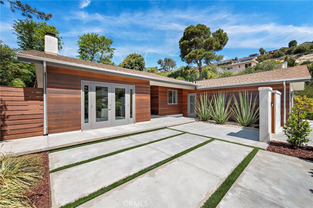 3120 Bern DR, Laguna Beach, CA 92651