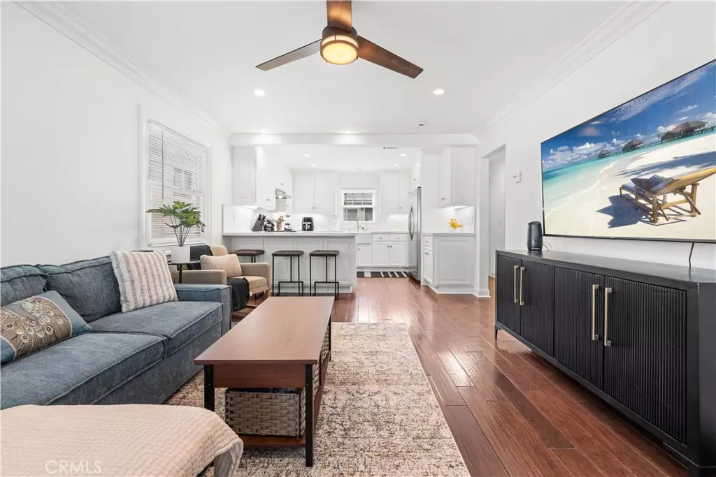 Corona Del Mar, CA 92625,504 Avocado AVE #1/2