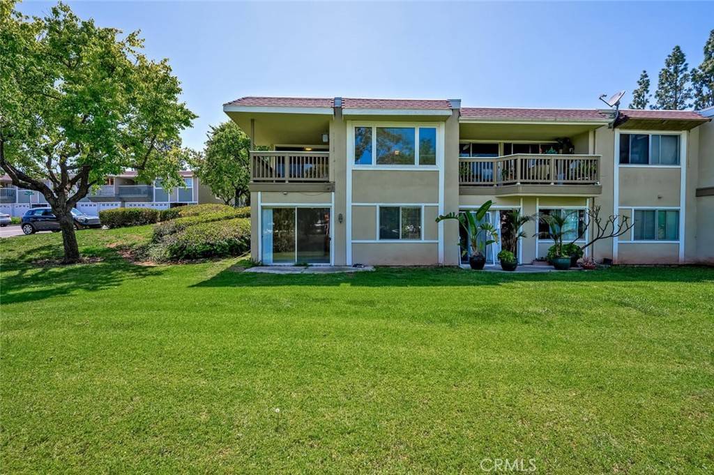 Laguna Hills, CA 92653,23392 Caminito Basilio #332