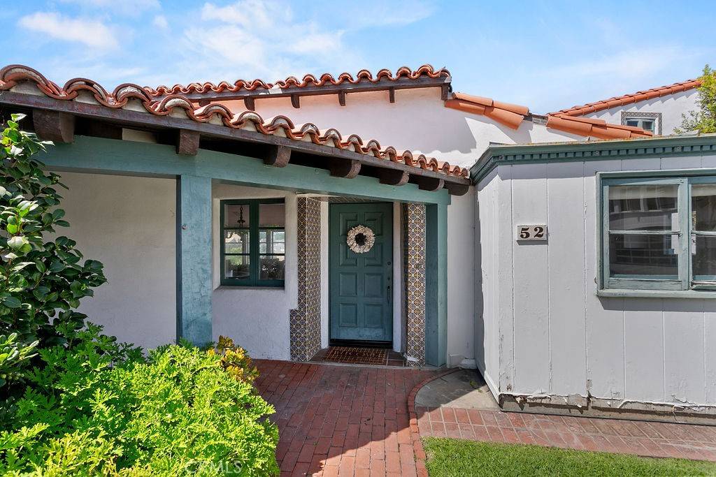 Laguna Beach, CA 92651,52 EMERALD BAY