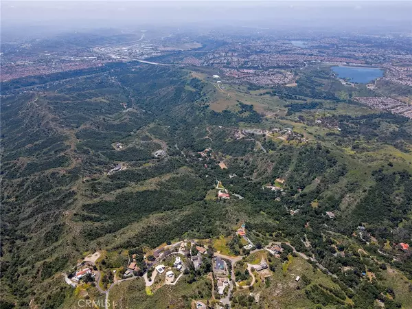 Trabuco Canyon, CA 92679,0 Chris LN