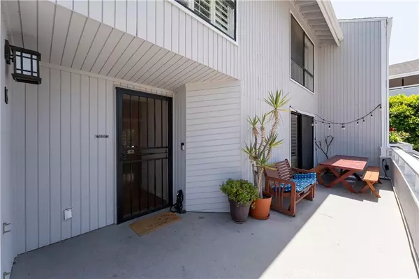 Newport Beach, CA 92663,16 Barlovento CT #2