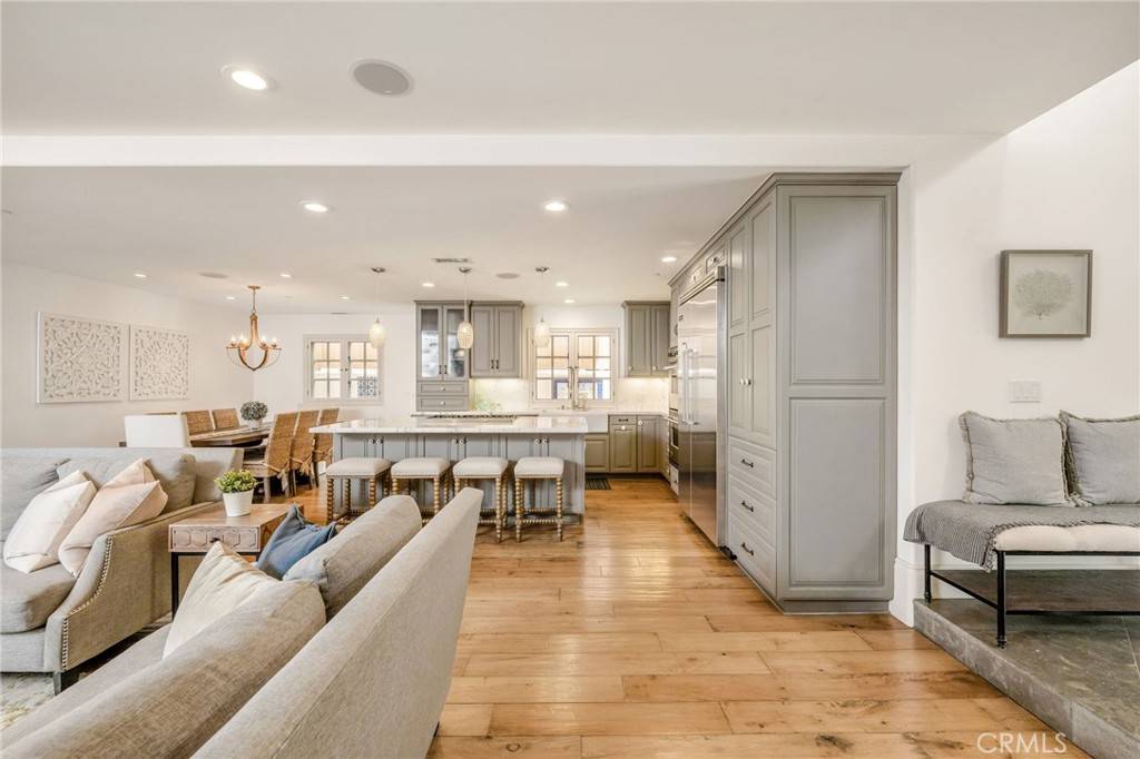 Laguna Beach, CA 92651,480 Cress ST