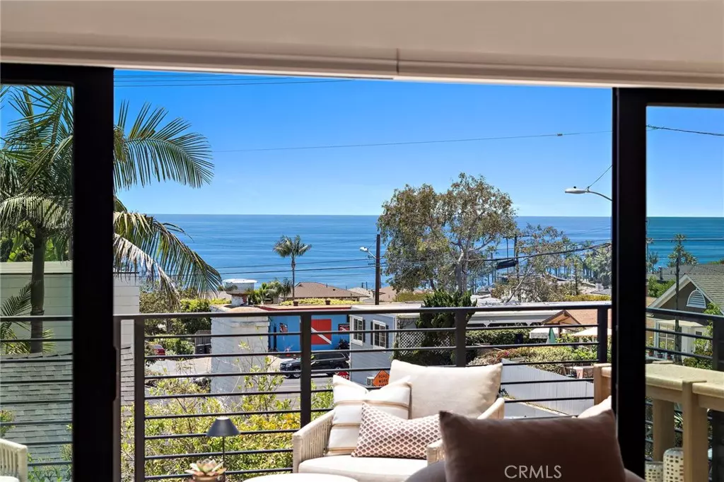 Laguna Beach, CA 92651,243 Wave ST