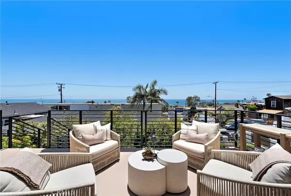 Laguna Beach, CA 92651,243 Wave ST