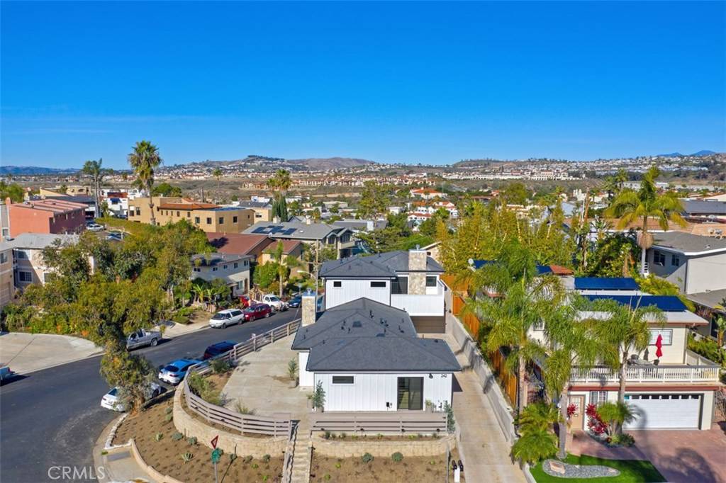 San Clemente, CA 92672,242 Avenida Pelayo