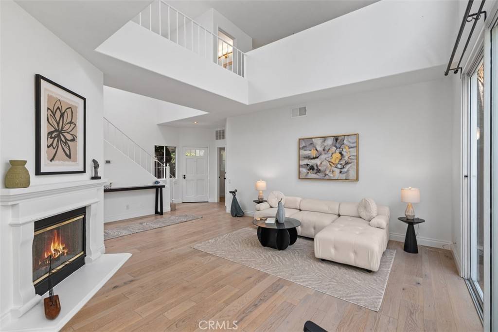 Aliso Viejo, CA 92656,54 Hawaii DR