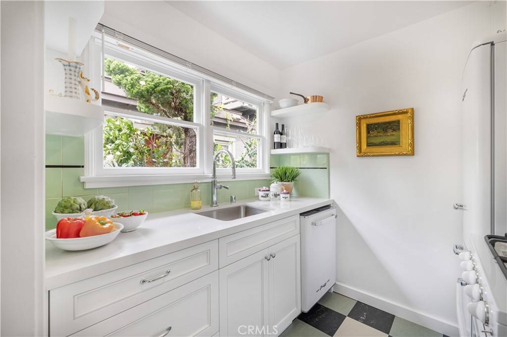Laguna Beach, CA 92651,312 Myrtle
