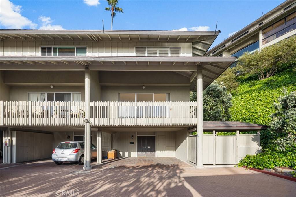 Laguna Beach, CA 92651,75 Blue Lagoon