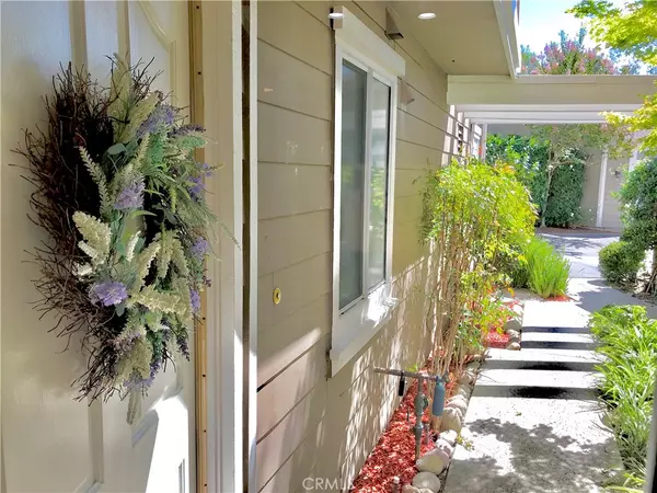 Laguna Beach, CA 92651,208 Santa Rosa CT #208