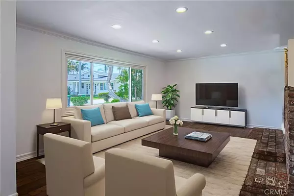 Costa Mesa, CA 92627,426 Cambridge CIR