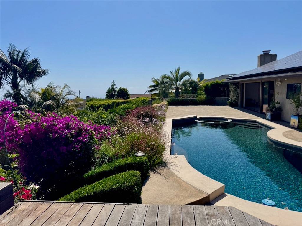 Laguna Beach, CA 92651,2745 Temple Hills DR
