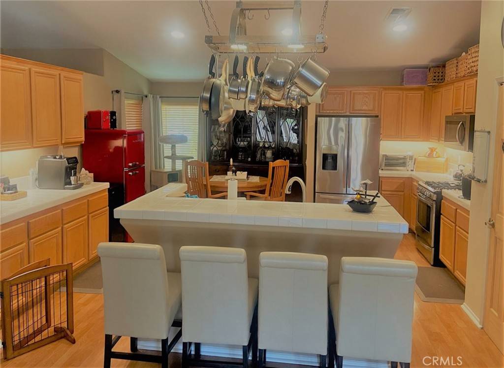 Indio, CA 92203,83898 Carolina CT
