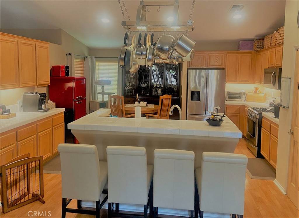 Indio, CA 92203,83898 Carolina CT