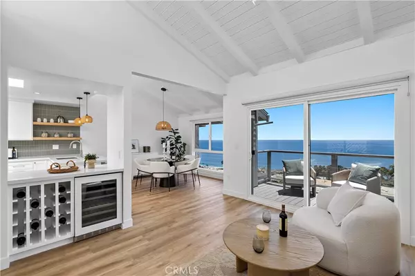 Laguna Beach, CA 92651,21659 Ocean Vista DR #20