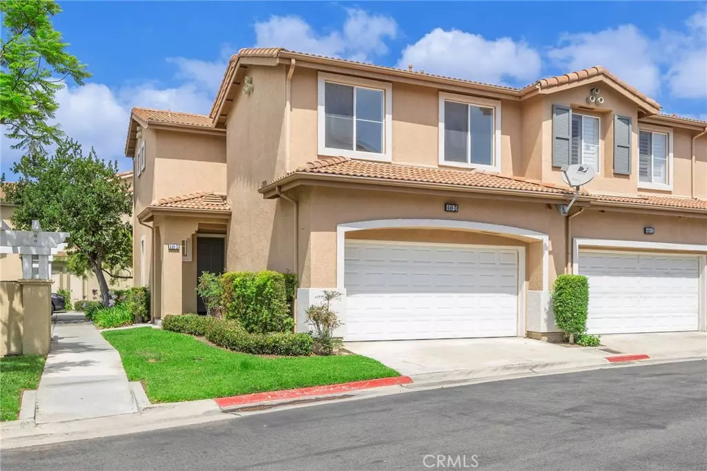 Orange, CA 92869,448 N Londonderry LN #D