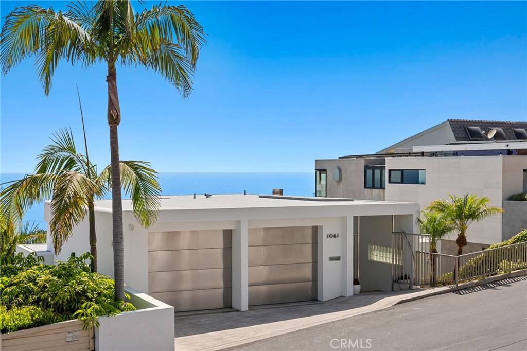 Laguna Beach, CA 92651,1061 Skyline DR