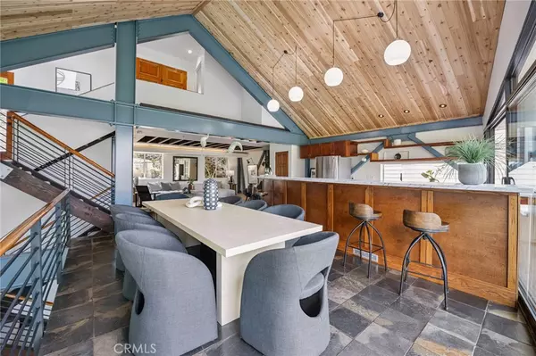 686 Diamond ST, Laguna Beach, CA 92651