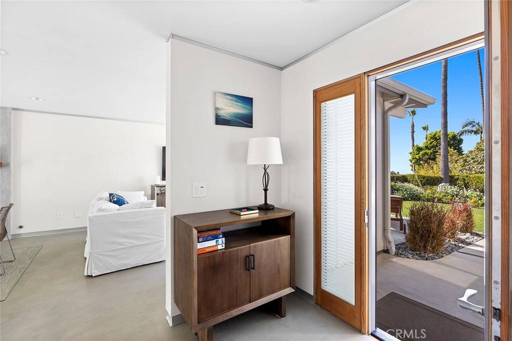 Laguna Beach, CA 92651,30872 Marilyn DR